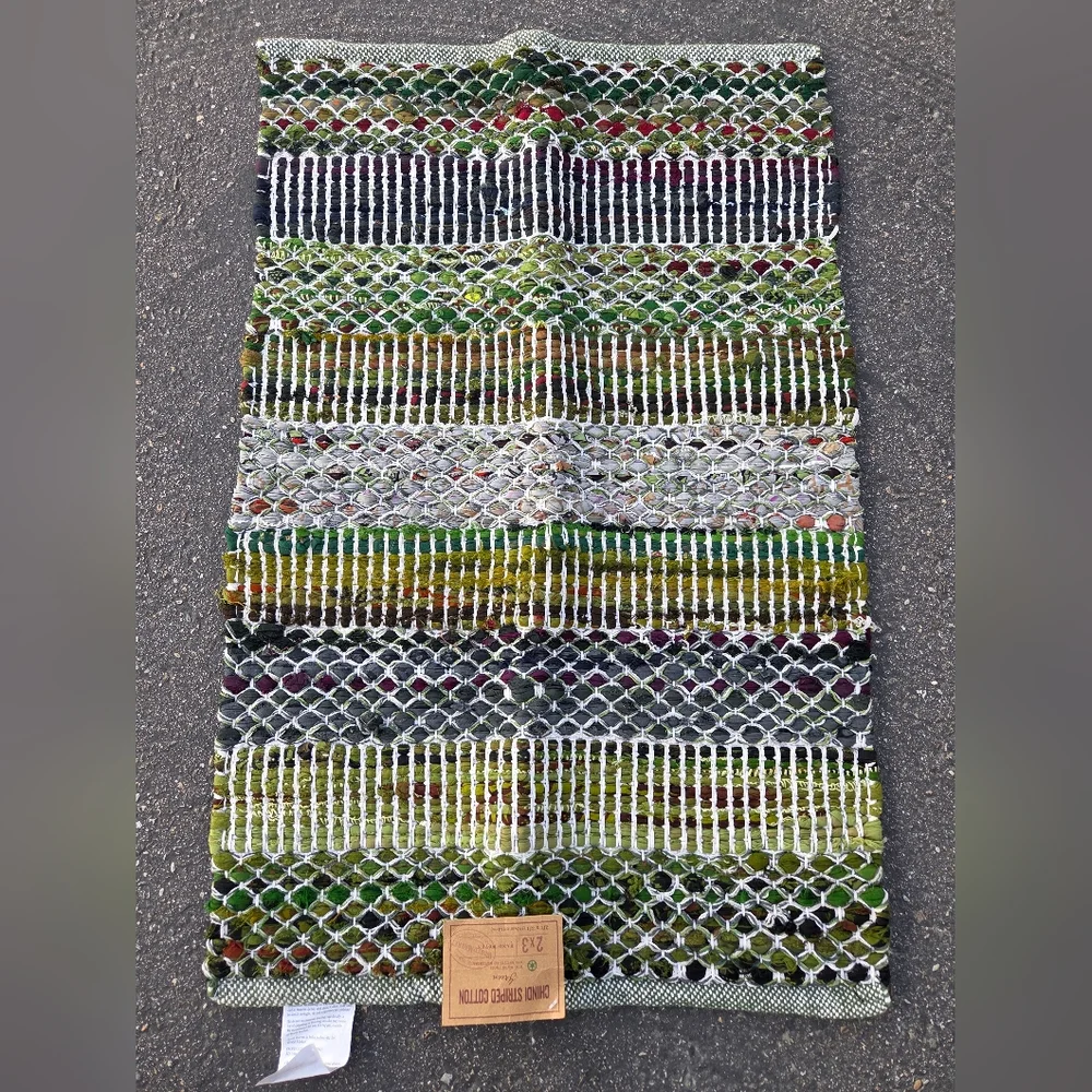 World Market Cost Plus Hand Woven Cotton Rug NWT